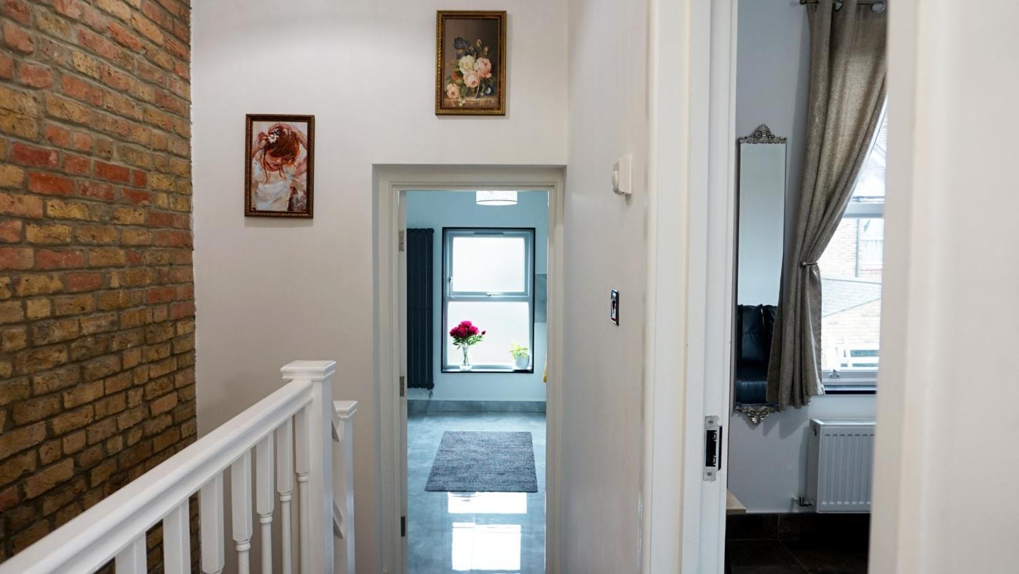 Beautiful London Home Sleeps 6, 2 Minutes To Metro Ngoại thất bức ảnh
